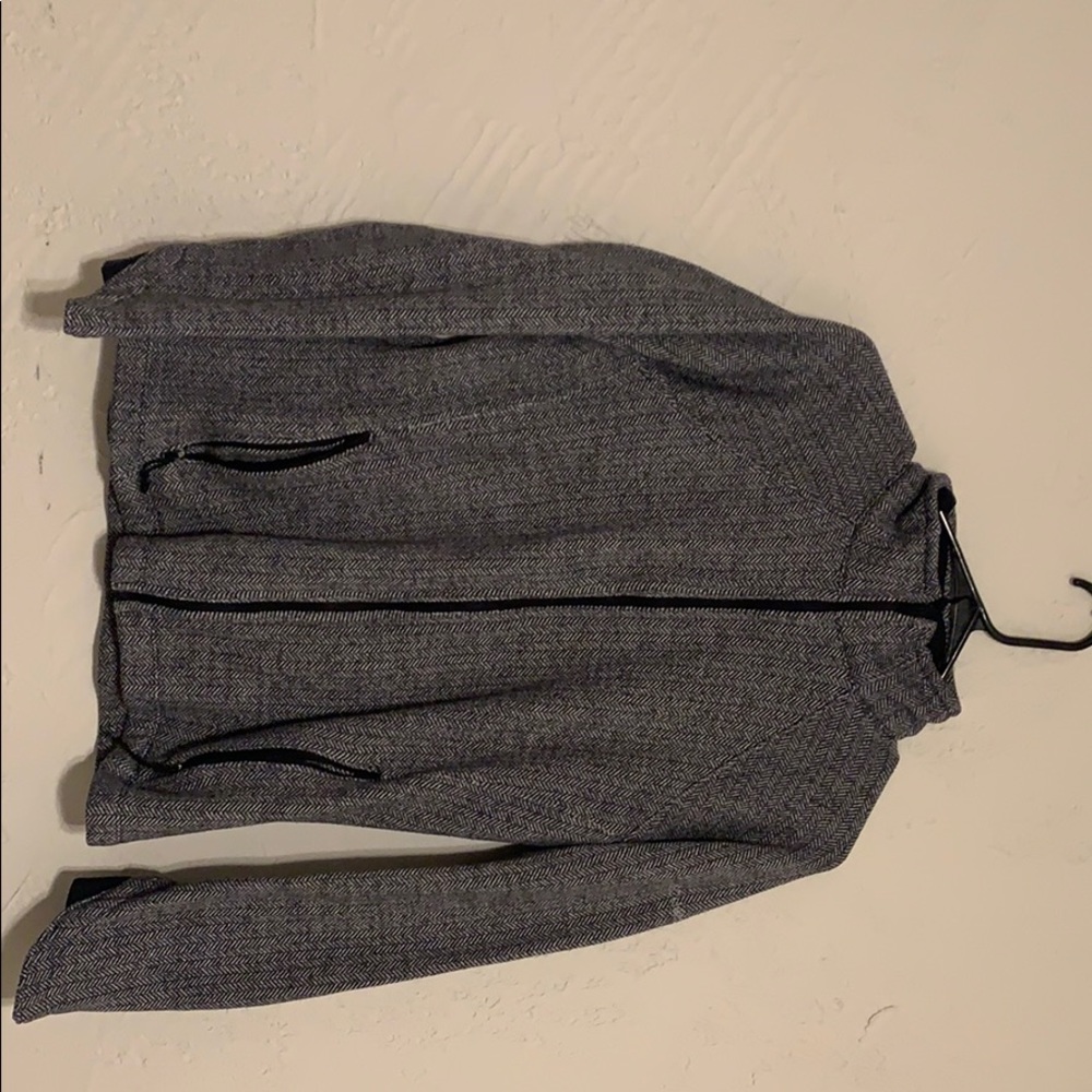Woman’s Columbia Zip Up